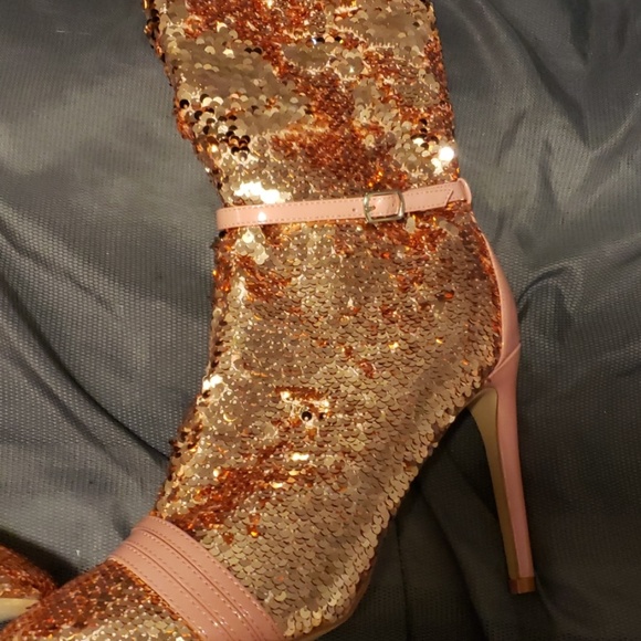 Shoes - Picture 3 of 3